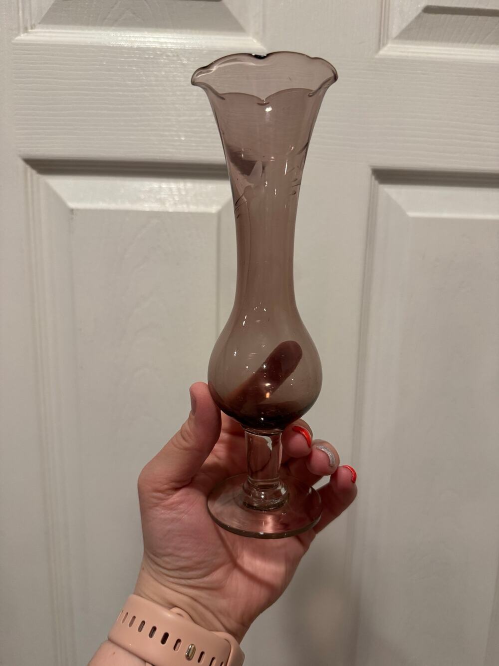 Vase / Amethyst / Princess Cut Glass / Bud Vase / Scalloped Rim / Vintage